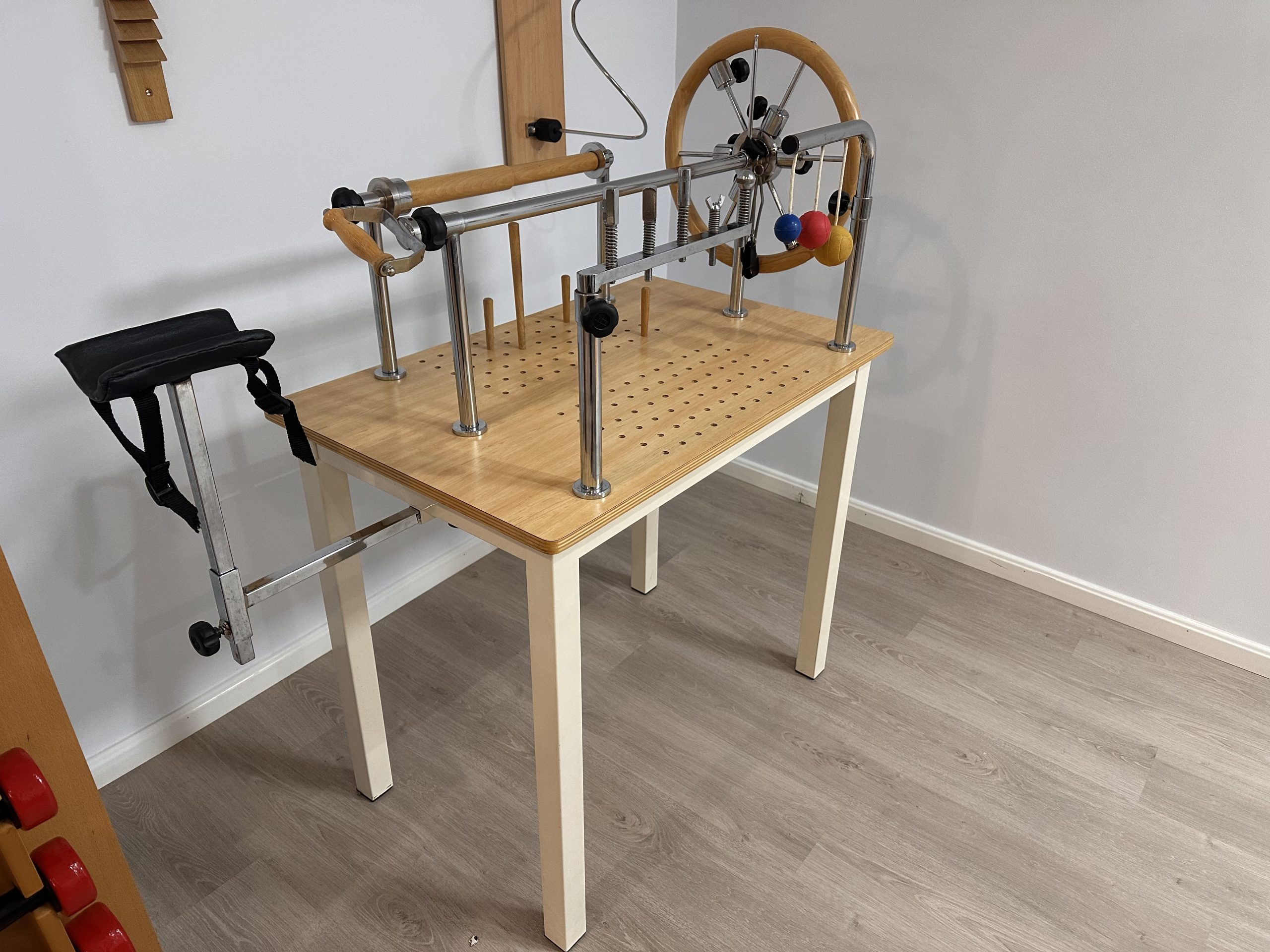 Mesa para ejercicios de manos y tendones