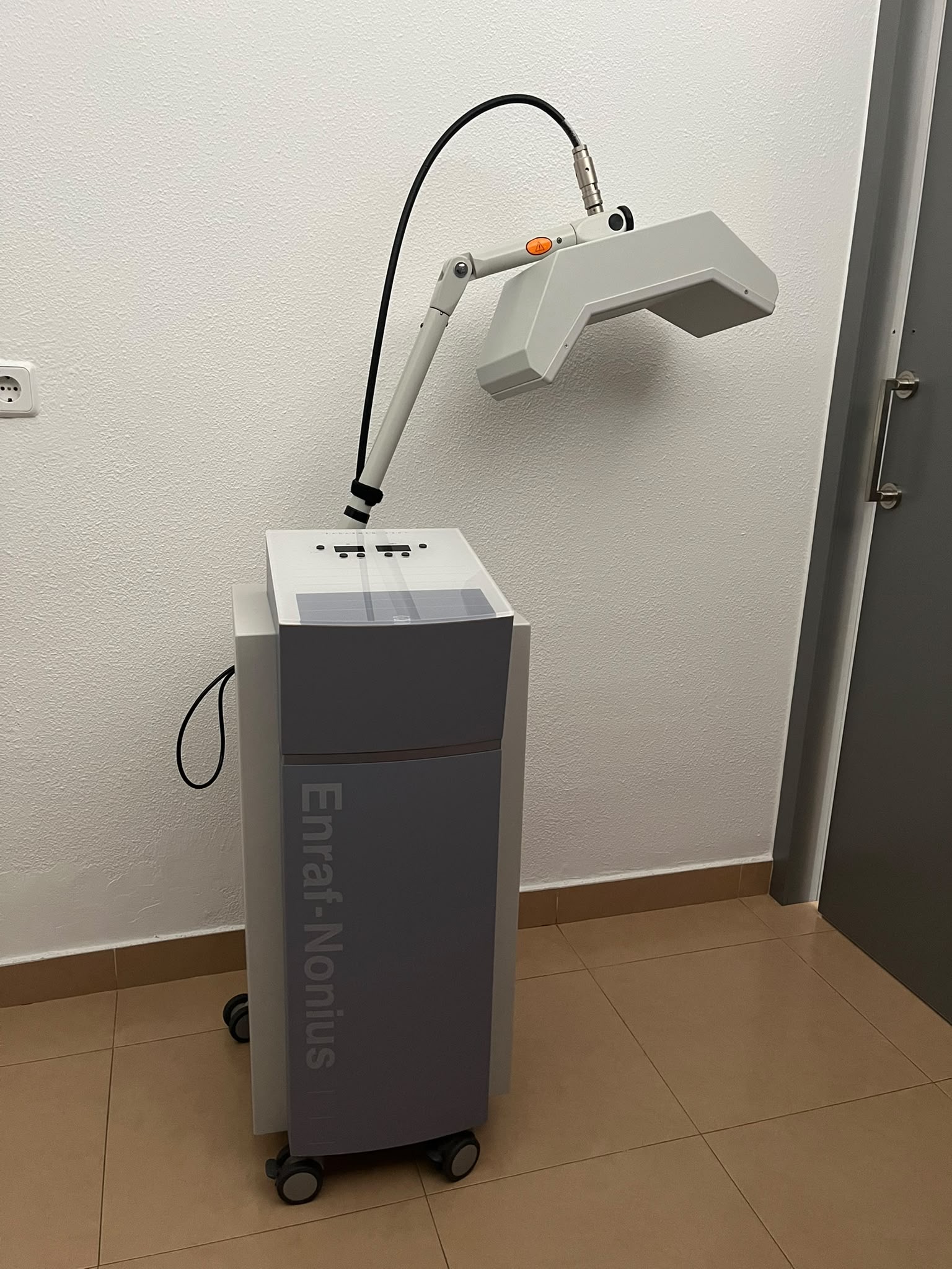 Venta de Microondas Enraf Nonius casi nuevo!